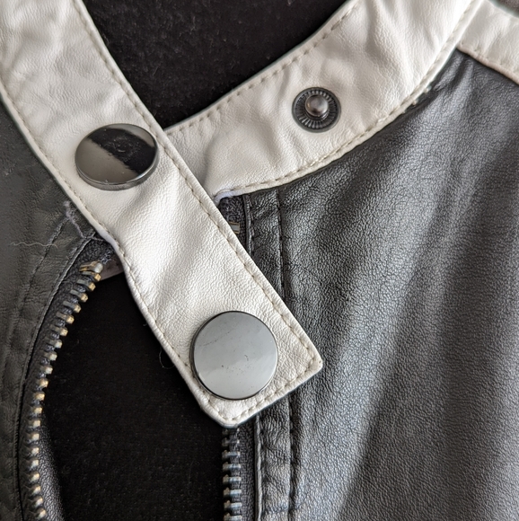 * Host pick* Biker jacket - Picture 2 of 6